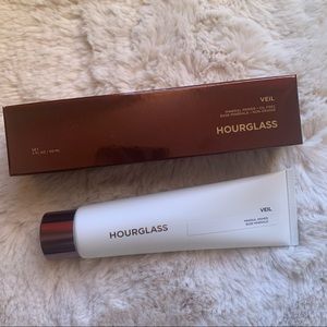 Hourglass Veil mineral primer 60ml